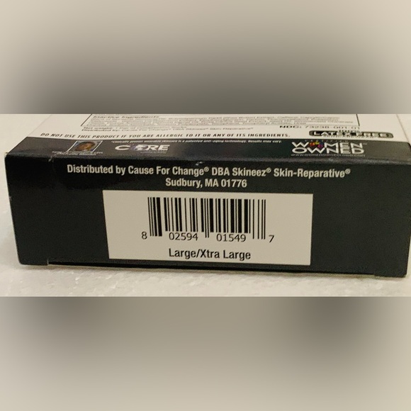 SKINEEZ white large/X Large skin-reparative hydrating compression socks unisex - Picture 6 of 6